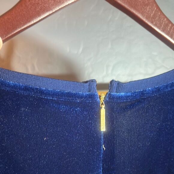 Ralph Lauren Blue velvet Jumpsuit with V-Neckline - Picture 4 of 8